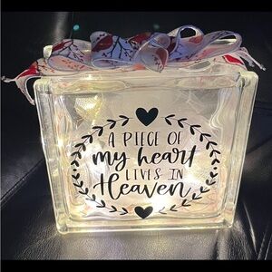 Decorative glass block